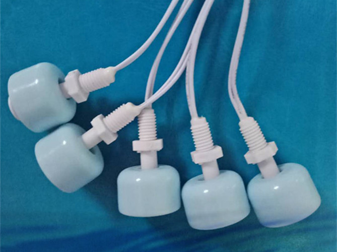 磁性浮球式水位传感器...